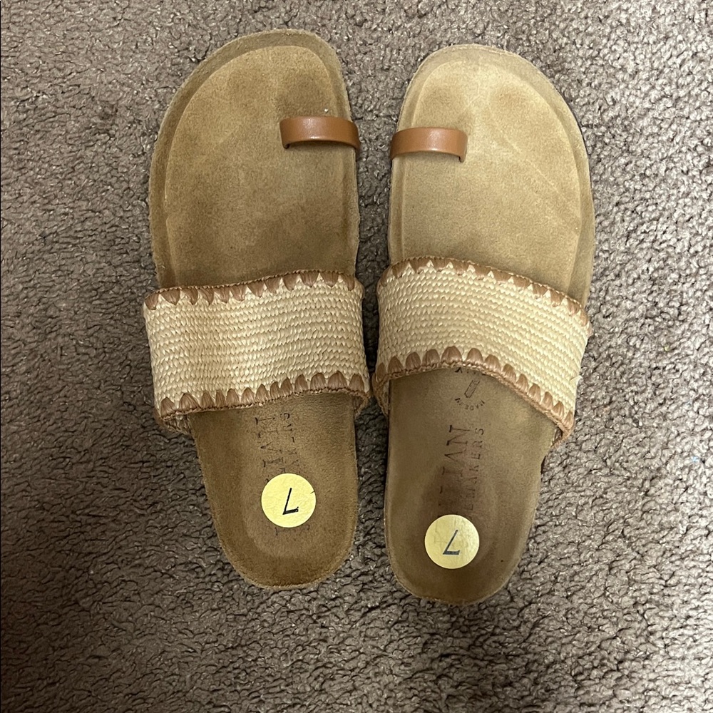 Women's Tan Suede Sandals